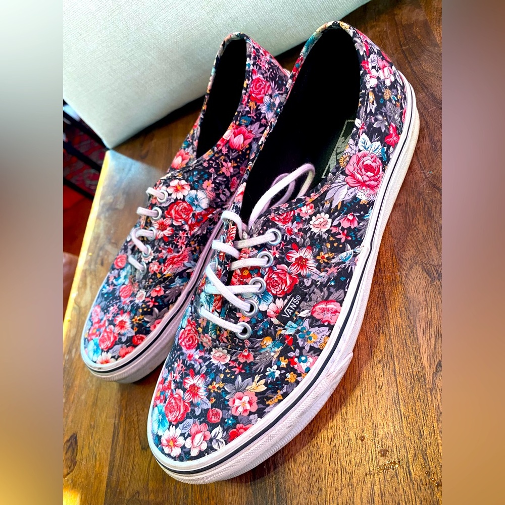Floral Vans Sneakers women’s 11
